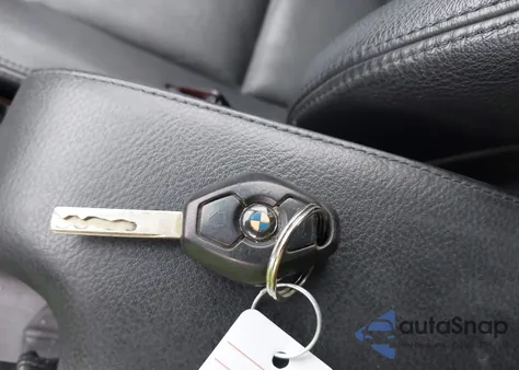 2005 BMW 325I из США, поврежденный, VIN WBAET37405NH06788